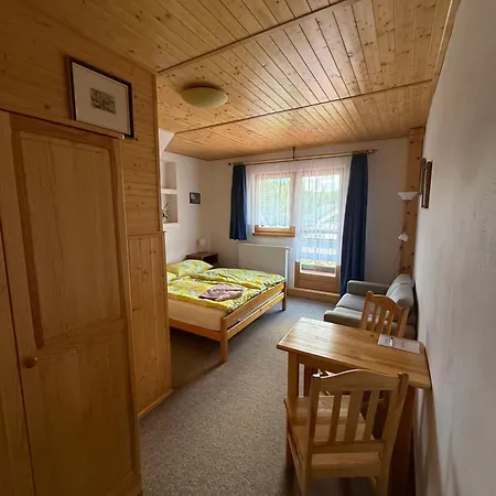 U Krtka - Přímo U Sjezdovky Casa de hóspedes Harrachov